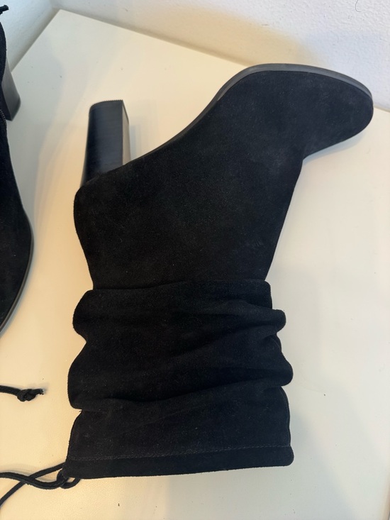 Blondo Black Suede Slouch Block Heel Ankle Boots - Picture 7 of 9
